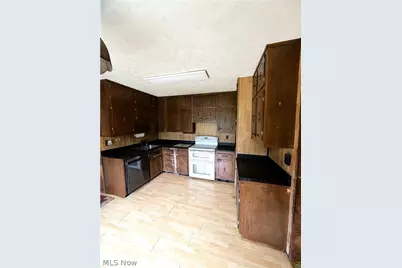 23661 Royalton Road, Columbia Station, OH 44028 - Photo 4