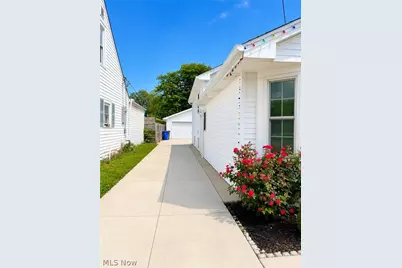 12910 Bennington Avenue, Loveland, OH 44135 - Photo 20