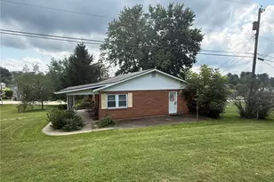 203 Meadowbrook Dr, Wintersville, OH 43953 - Photo 2