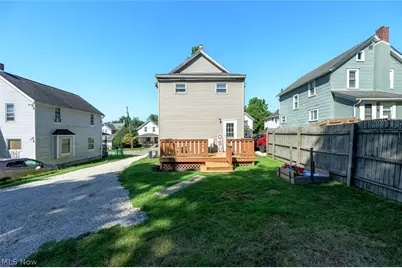 185 24th Street NW, Barberton, OH 44203 - Photo 10