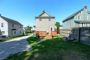 185 24th St NW, Barberton, OH 44203 - Photo 10