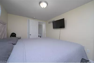 185 24th Street NW, Barberton, OH 44203 - Photo 24