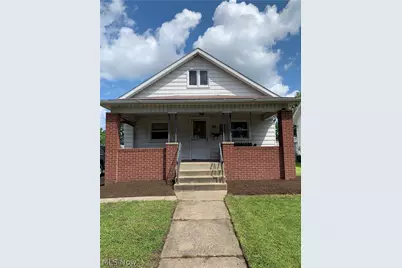 743 Ray Avenue NW, New Philadelphia, OH 44663 - Photo 1