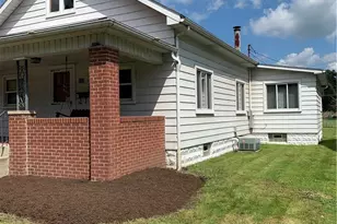 743 Ray Ave NW, New Philadelphia, OH 44663 - Photo 2