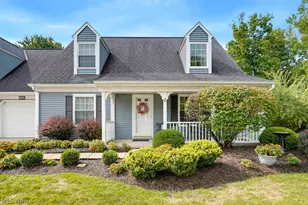 7592 Andrea Dr, Mentor, OH 44060 - Photo 2