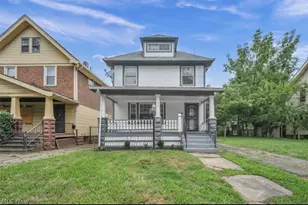 9711 Parmalee Ave, Loveland, OH 44108 - Photo 1