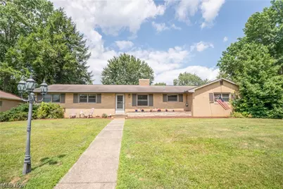 731 Bachtel Street SE, North Canton, OH 44720 - Photo 1