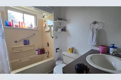855 E College Street, Alliance, OH 44601 - Photo 22