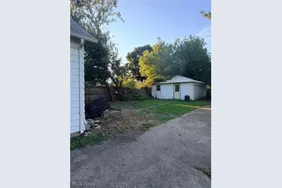 1815 W Monroe Street, Sandusky, OH 44870 - Photo 8