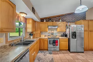 21930 Foster Rd, Wellington, OH 44090 - Photo 18