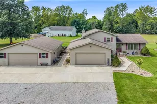 21930 Foster Rd, Wellington, OH 44090 - Photo 2