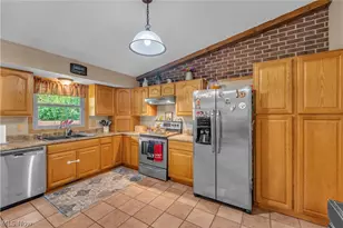 21930 Foster Rd, Wellington, OH 44090 - Photo 16