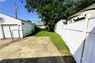 164 Brandtson Ave, Elyria, OH 44035 - Photo 22