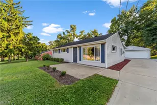 1744 Westwood Dr, Twinsburg, OH 44087 - Photo 2