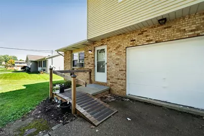 1861 Cloveridge Drive, Orrville, OH 44667 - Photo 4
