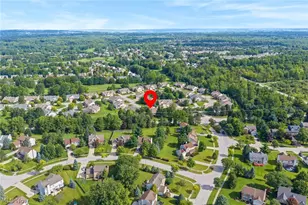 9848 Country Club Cir, Twinsburg, OH 44087 - Photo 4