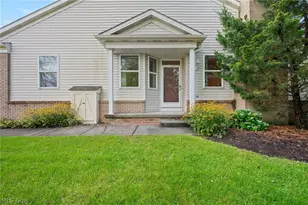 9848 Country Club Cir, Twinsburg, OH 44087 - Photo 36