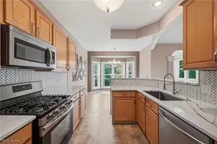 9848 Country Club Cir, Twinsburg, OH 44087 - Photo 16