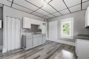617 Carnahan Ave NE, Canton, OH 44704 - Photo 14