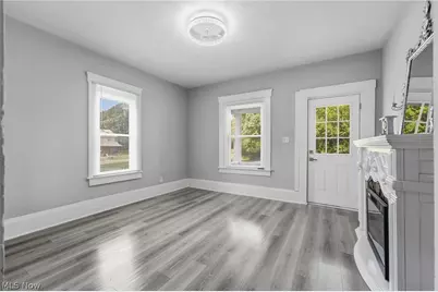 617 Carnahan Avenue NE, Canton, OH 44704 - Photo 12