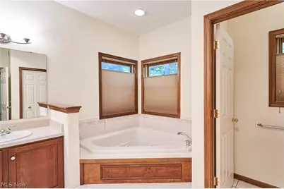 8369 Windsong Trail, Concord Twp, OH 44077 - Photo 20