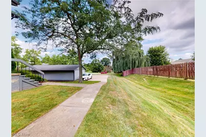 7033 Bristlewood Drive, Concord Twp, OH 44077 - Photo 28