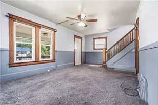 372 Kling St, Akron, OH 44311 - Photo 6