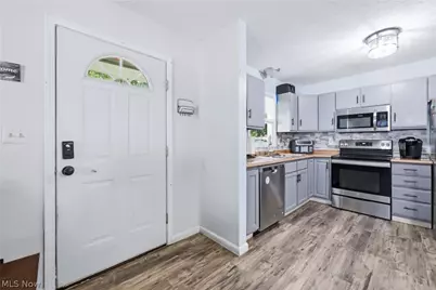 1883 Cleveland Street, Salem, OH 44460 - Photo 2