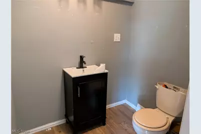 1223 Pennsylvania Avenue, East Liverpool, OH 43920 - Photo 8