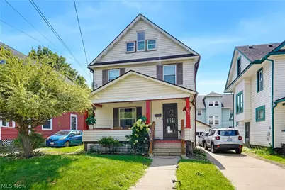 982 W Hopocan Avenue, Barberton, OH 44203 - Photo 2