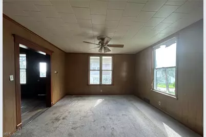500 N 8th Street, Martins Ferry, OH 43935 - Photo 10