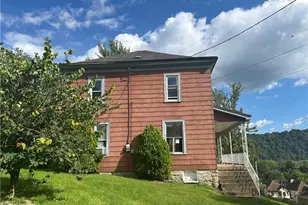 500 N 8th St, Martins Ferry, OH 43935 - Photo 2