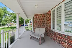 18 W Maxwell Dr, Shelby, OH 44875 - Photo 2