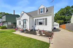 2005 Lindbergh Ave, Cuyahoga Falls, OH 44223 - Photo 2