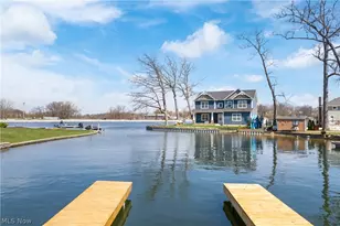 253 Aqua Blvd, Coventry, OH 44319 - Photo 6