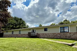 904-908 Skyside Dr, Clinton, OH 44216 - Photo 2
