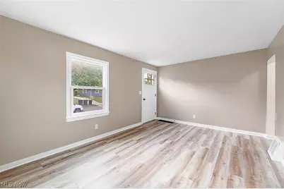 1632 Redwood Avenue, Akron, OH 44301 - Photo 14