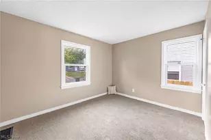 1632 Redwood Ave, Akron, OH 44301 - Photo 8