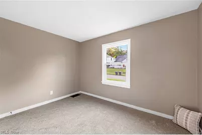 1632 Redwood Avenue, Akron, OH 44301 - Photo 10