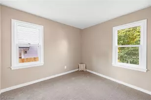 1632 Redwood Ave, Akron, OH 44301 - Photo 4