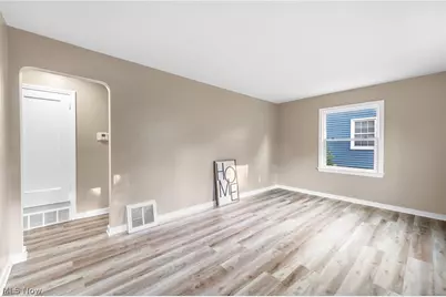 1632 Redwood Avenue, Akron, OH 44301 - Photo 12