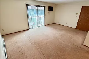 6369 St Andrews Dr, Canfield, OH 44406 - Photo 4
