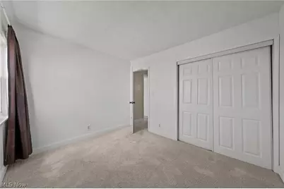 2542 Royal County Down #A, Uniontown, OH 44685 - Photo 24