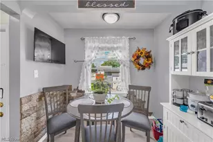 4448 Fulton Rd, Loveland, OH 44144 - Photo 8