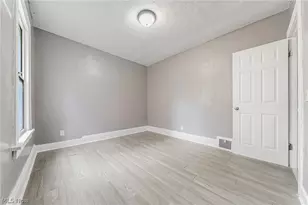 505 E 149th St, Loveland, OH 44110 - Photo 14