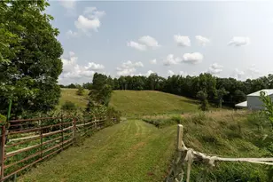 1498 Windy Ridge Rd, Vincent, OH 45784 - Photo 8