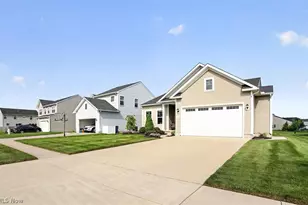 6598 High Perch Dr, North Ridgeville, OH 44039 - Photo 4