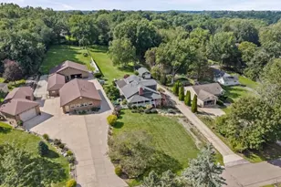 330 Perry Rd, Tallmadge, OH 44278 - Photo 2