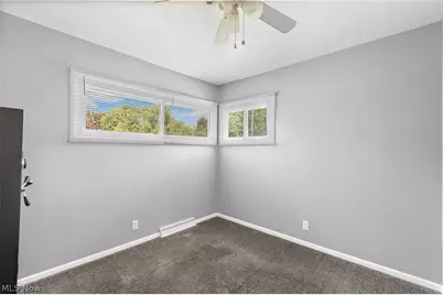 543 Edith Avenue, Akron, OH 44312 - Photo 12
