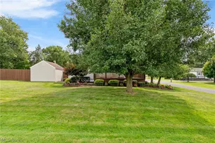543 Edith Ave, Akron, OH 44312 - Photo 30